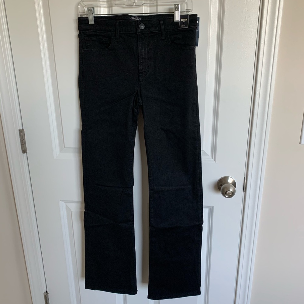 NWT Abercrombie & Fitch Mid Rise Boot Cut Jeans